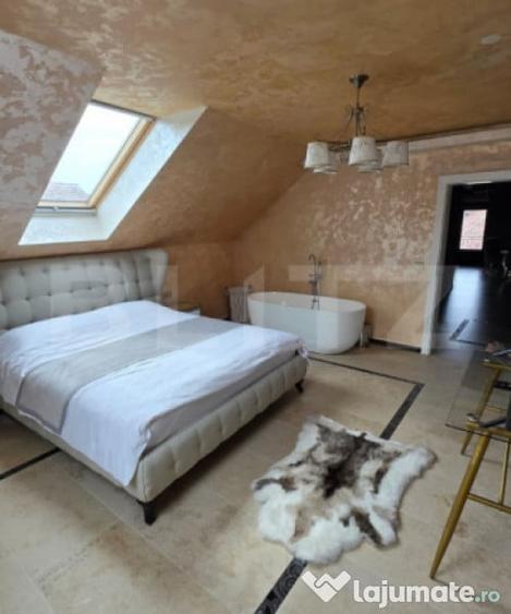 Apartament cu 3 camere decomandat în Central