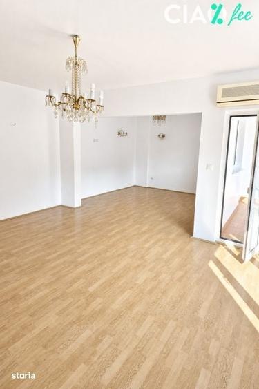 Apartament cu 4 camere decomandat în Virtuții