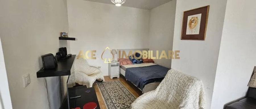 Garsonieră decomandată, mobilată în Valea Ialomiței