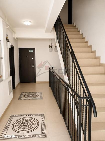 Apartament cu 3 camere decomandat în Ciurea