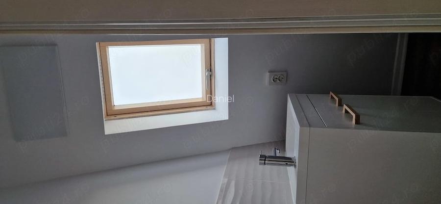 Casă cu Teren 375 Mp în 1 Decembrie