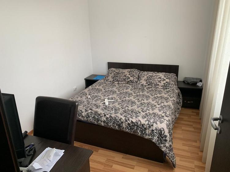 Apartament cu 3 camere în Podul de Fier