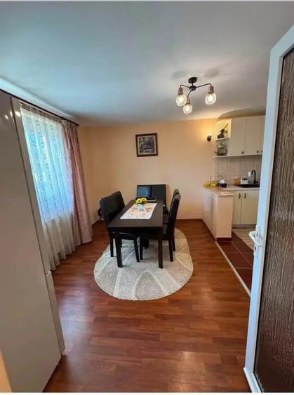 Casă cu 5 camere în Oncea