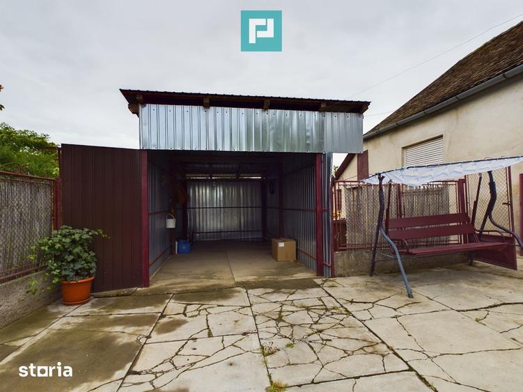Casă cu 5 camere cu Teren 1440 Mp în Central
