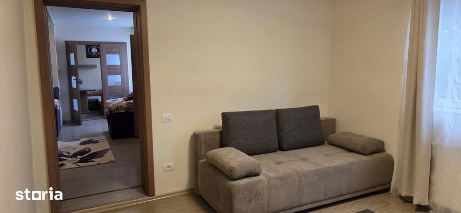Casă cu 4 camere cu Teren 335 Mp în Steaua