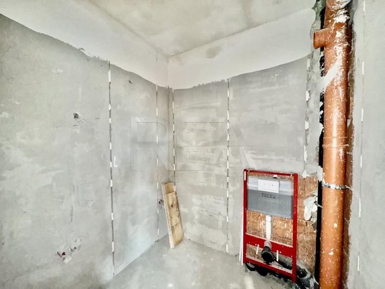 Apartament cu 2 camere semidecomandat în Matei Voievod