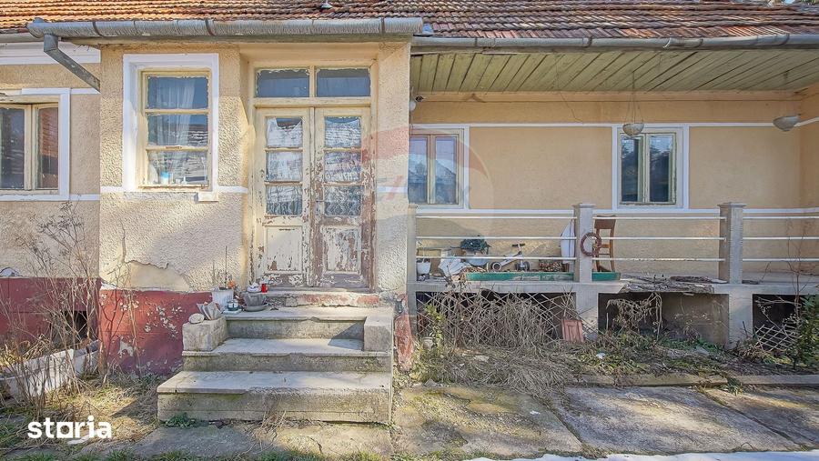 Casă cu 2 camere cu Teren 778 Mp în Tărlungeni