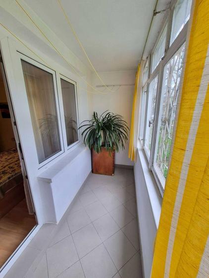 Apartament cu 3 camere decomandat în Brâncoveanu