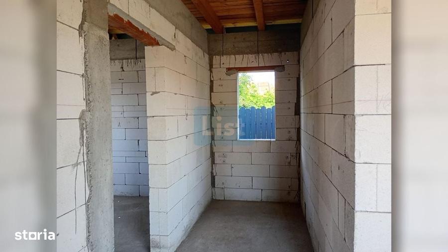 Casă cu 3 camere în Vasile Alecsandri