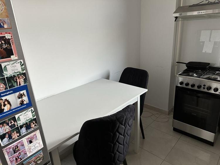 Apartament cu 2 camere în Păcii