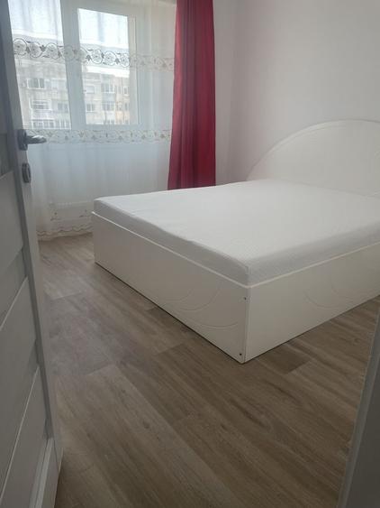 Apartament cu 2 camere nedecomandat în Central