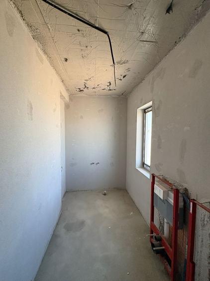 Duplex cu 5 camere cu Canalizare în Chișoda