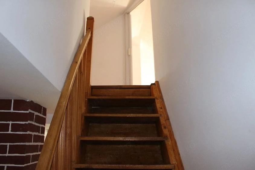 Casă cu Teren 1560 Mp în Crasna