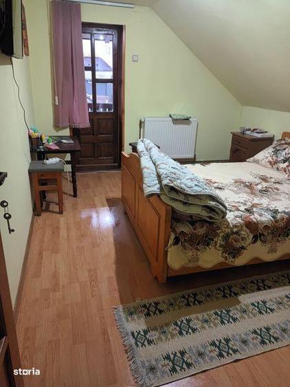 Casă cu 4 camere cu Teren 119 Mp în Central