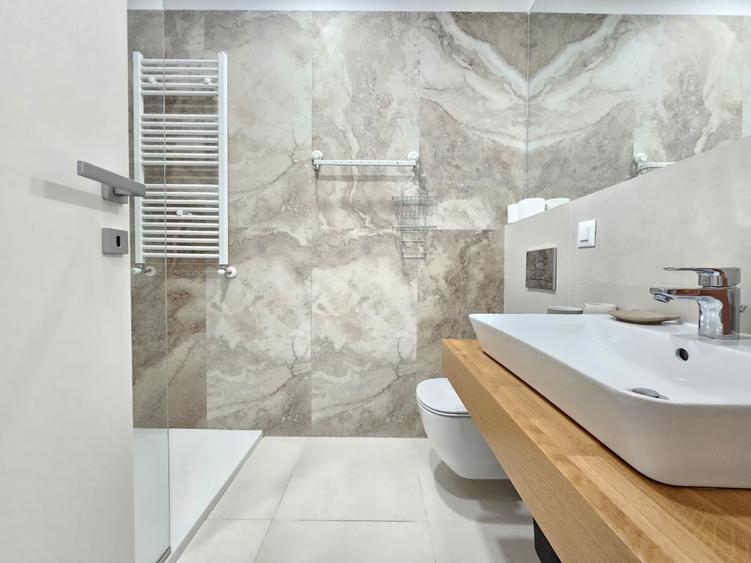 Apartament cu 2 camere decomandat, mobilat în Aviației