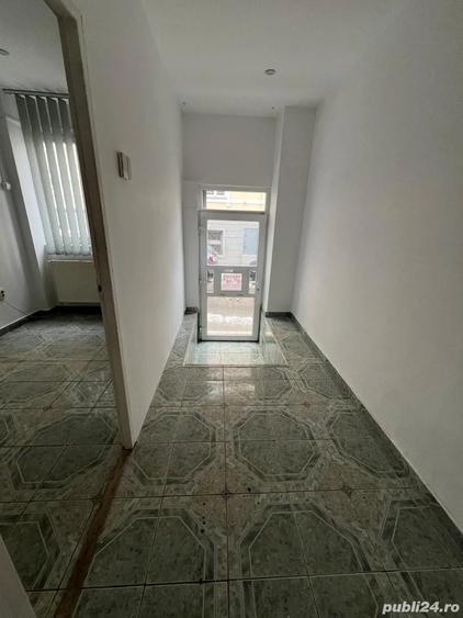 Spațiu comercial, de 182 mp, în Central