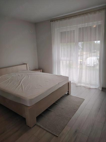 Apartament cu 2 camere semidecomandat în Dumbrăvița
