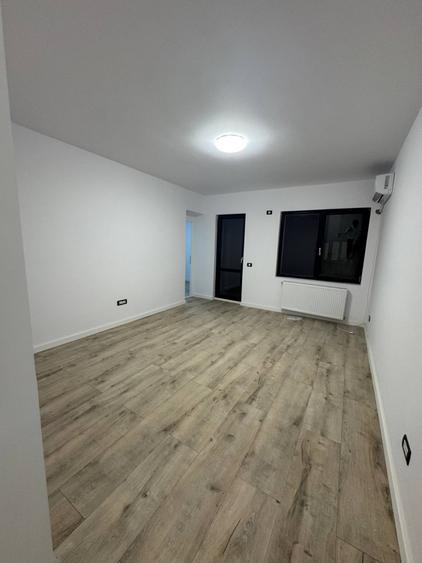 Apartament cu 3 camere decomandat, mobilat în Colentina