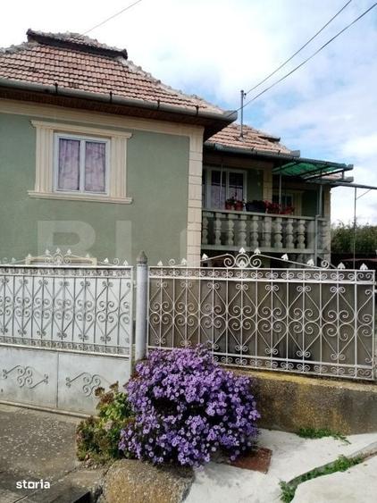 Casa de vanzare, 200 mp, zona Lopadea Noua - 1