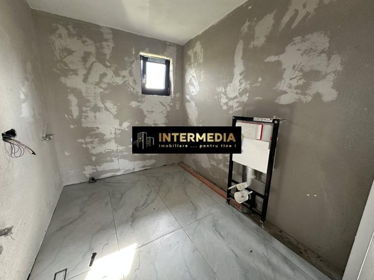 Casă individuală cu 5 camere cu Canalizare în Ighiu