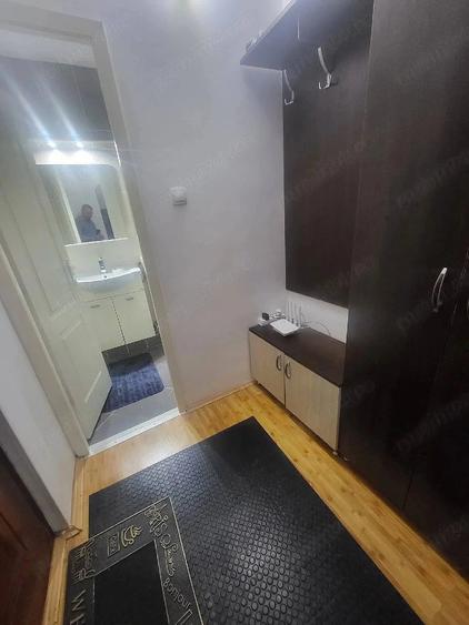 Apartament cu 3 camere decomandat în Unirii