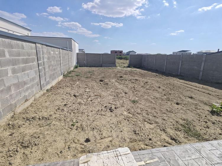 Casă individuală cu 4 camere cu Canalizare în Săcălaz