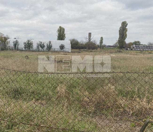 Teren Construcții intravilan de 1000 mp, în Central