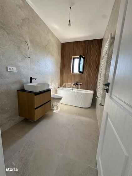 Casă cu 3 camere cu Teren 250 Mp în Valea Ursului