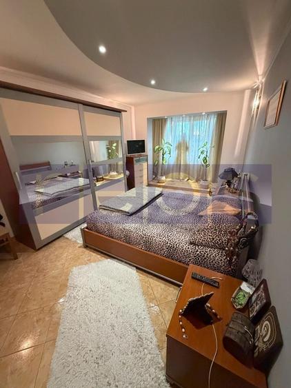 Apartament cu 3 camere semidecomandat, mobilat în Dristor