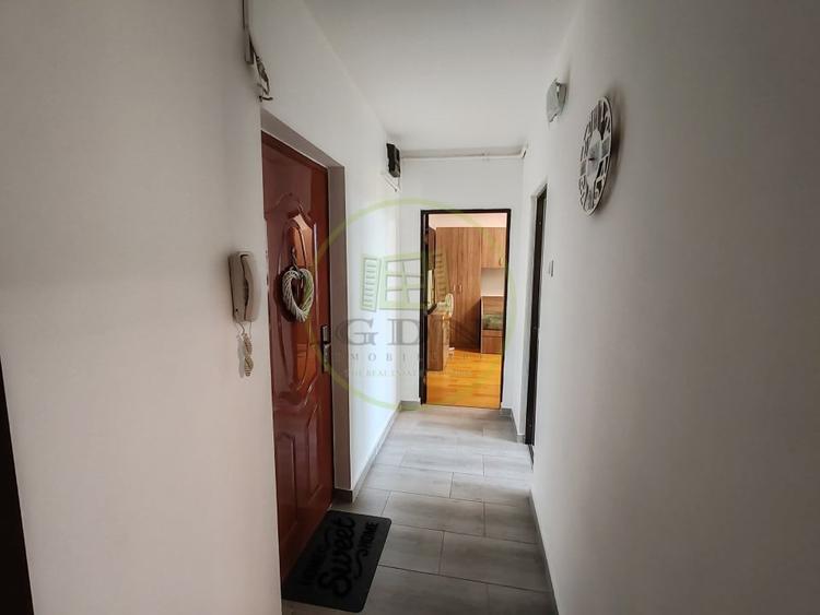 Apartament cu 2 camere decomandat, mobilat în Vasile Aaron