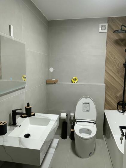 Apartament cu 2 camere decomandat în Exterior Vest