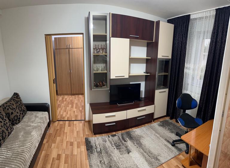 Apartament cu 2 camere nedecomandat în Central