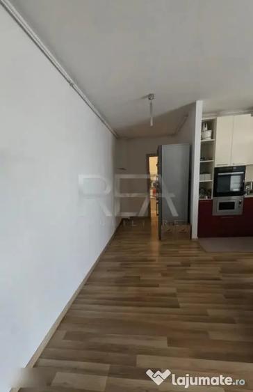 Apartament cu 2 camere semidecomandat în Ozana