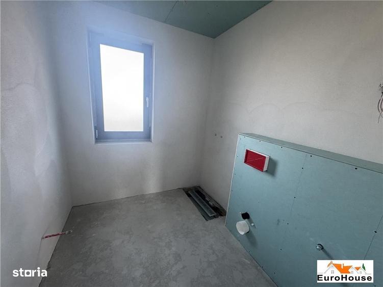 Casă cu 4 camere în Central