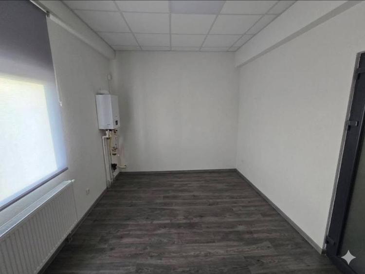 Spațiu comercial, de 70 mp, în Central