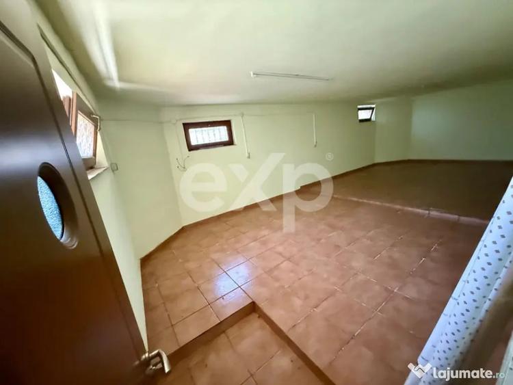 Casă cu 7 camere cu Teren 1008 Mp în Ștefănești