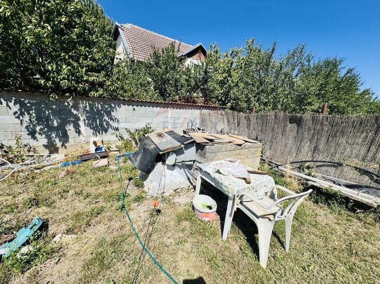 Teren Construcții intravilan de 6210 mp, în Apateu