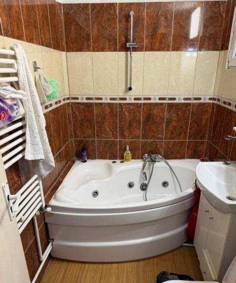 Apartament cu 2 camere decomandat, mobilat în Km 4-5