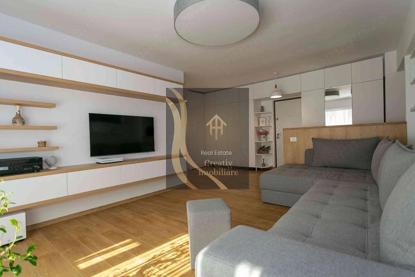 Apartament cu 3 camere decomandat în Victoriei