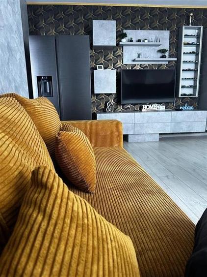 Apartament cu 3 camere semidecomandat, mobilat în Exterior Sud