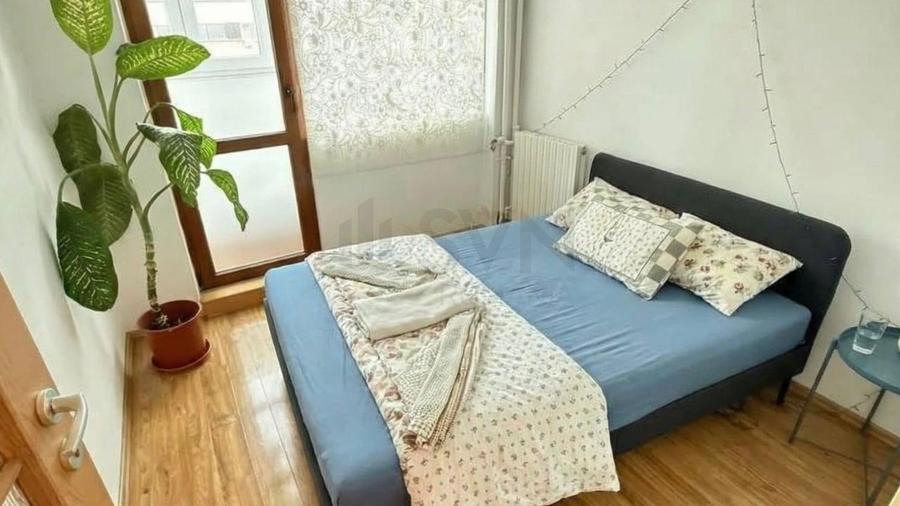 Apartament cu 2 camere semidecomandat, mobilat în P-ța Amzei
