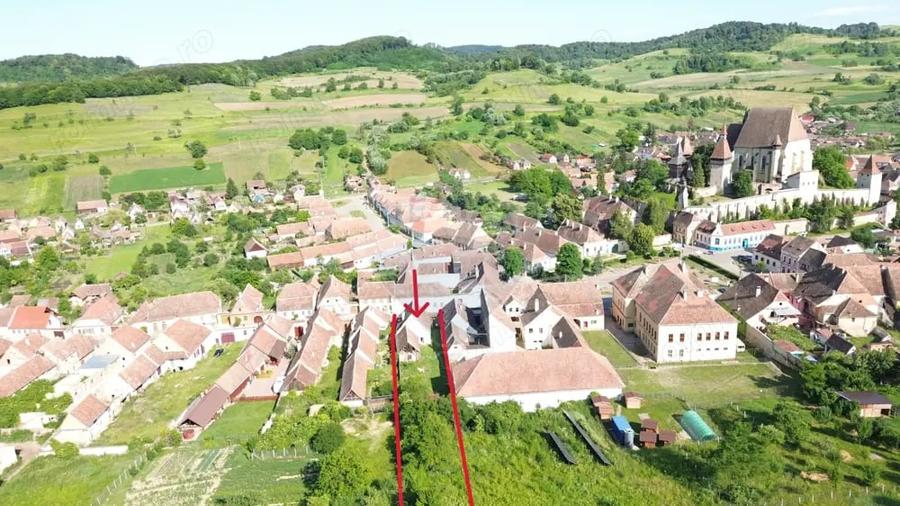Casă cu Teren 1694 Mp în Biertan