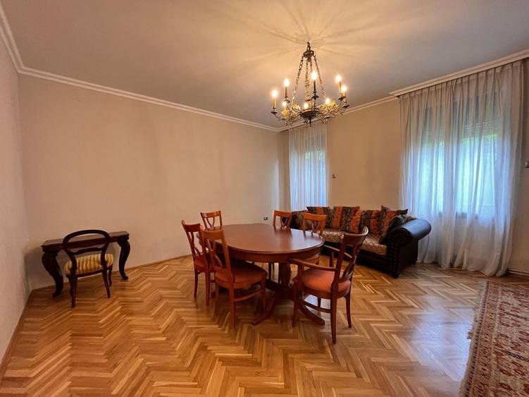 Apartament cu 3 camere în Punctele Cardinale