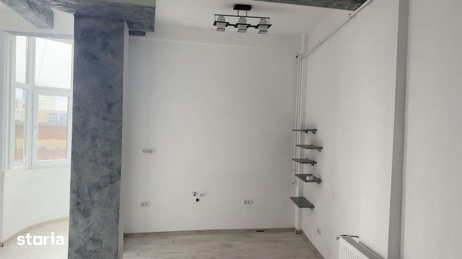Studio de vanzare Piata Romana - 8