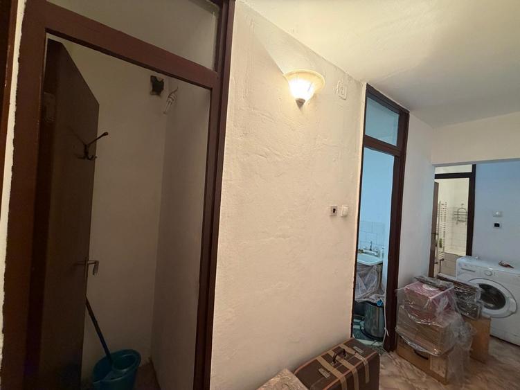 Apartament cu 2 camere decomandat, mobilat în Aradului