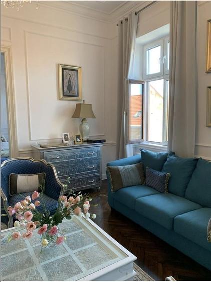 Apartament cu 3 camere semidecomandat, mobilat în Neptun