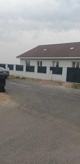 Casă cu Teren 440 Mp în Dudeștii Noi