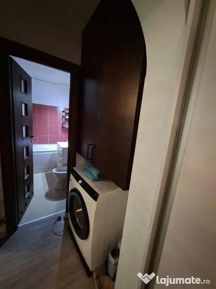 Apartament cu 2 camere semidecomandat în Brâncoveanu