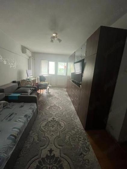 Apartament cu 2 camere decomandat în Dristor