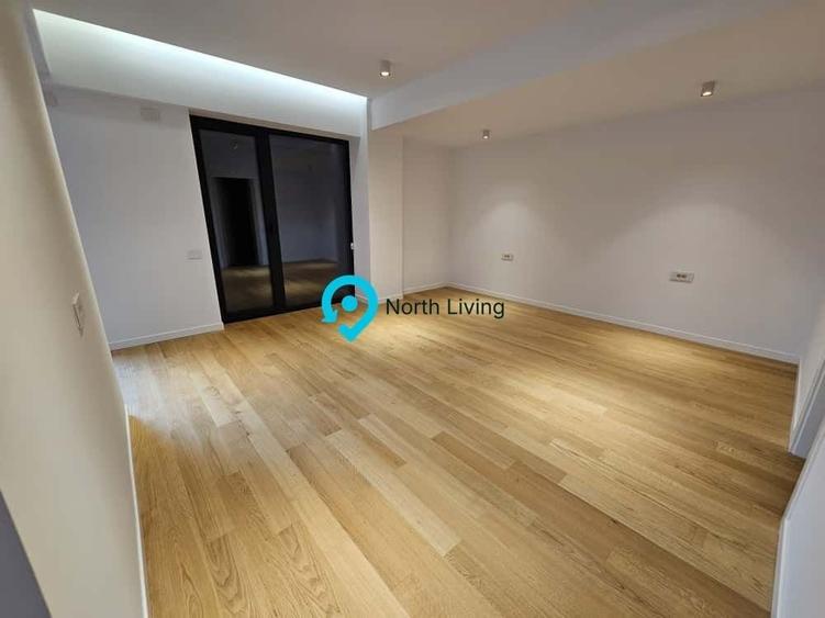 Apartament cu 4 camere decomandat în Iancu Nicolae